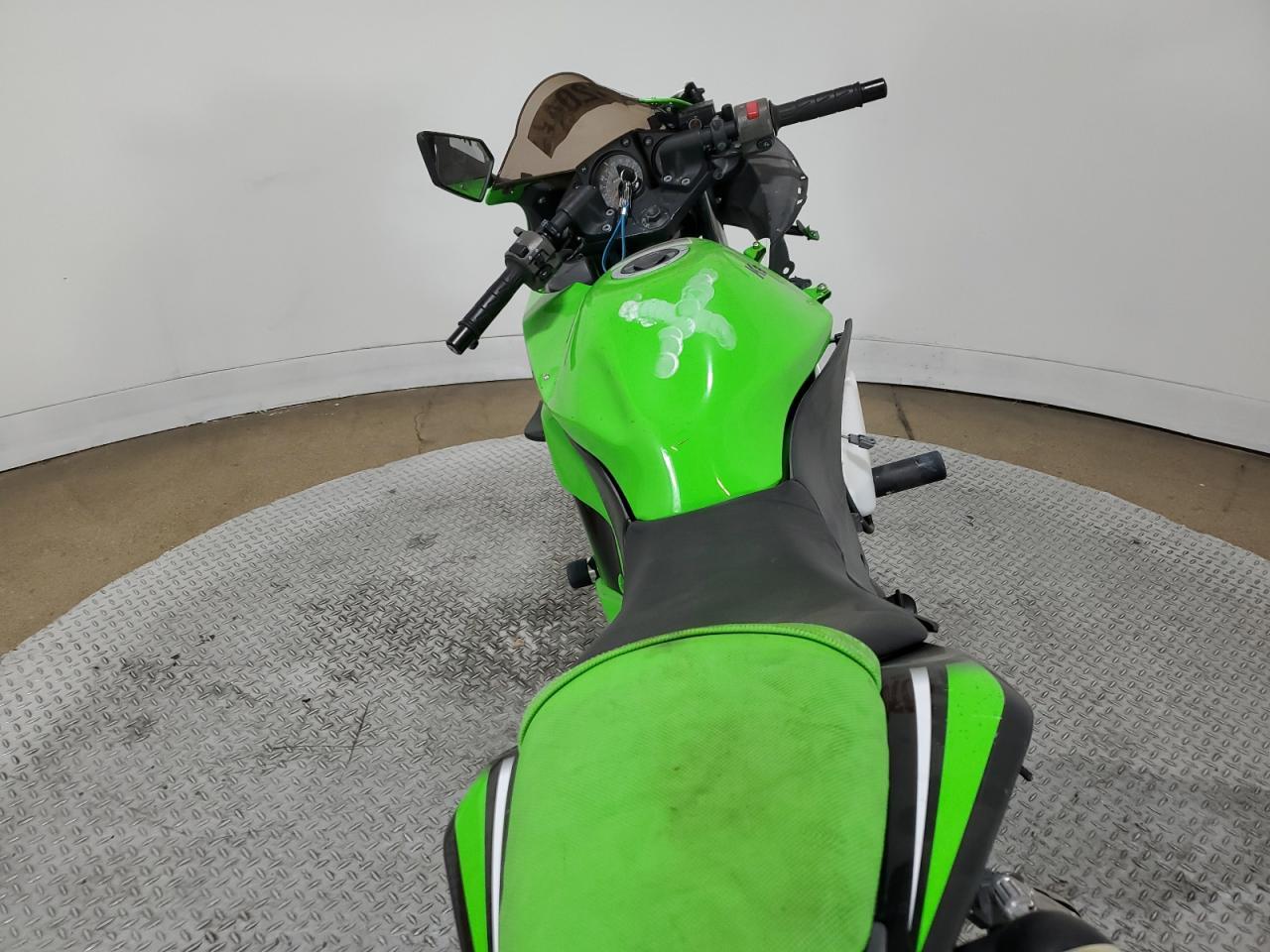 2010 Kawasaki Ex250 J - Фото 6