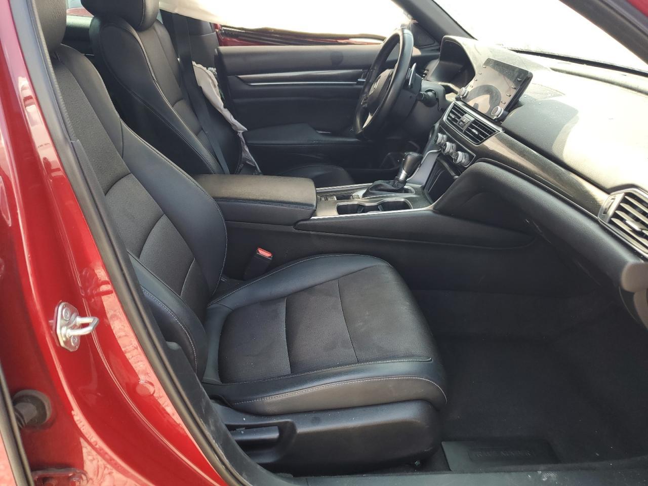 2018 Honda Accord Sport - Image 7