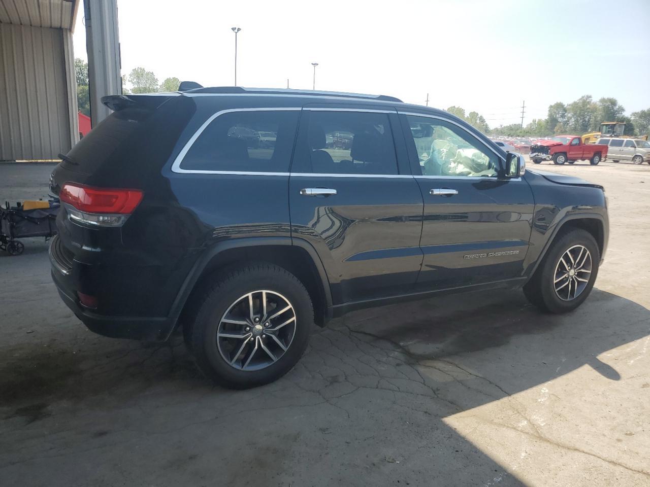 2018 Jeep Grand Cherokee Limited - Image 3