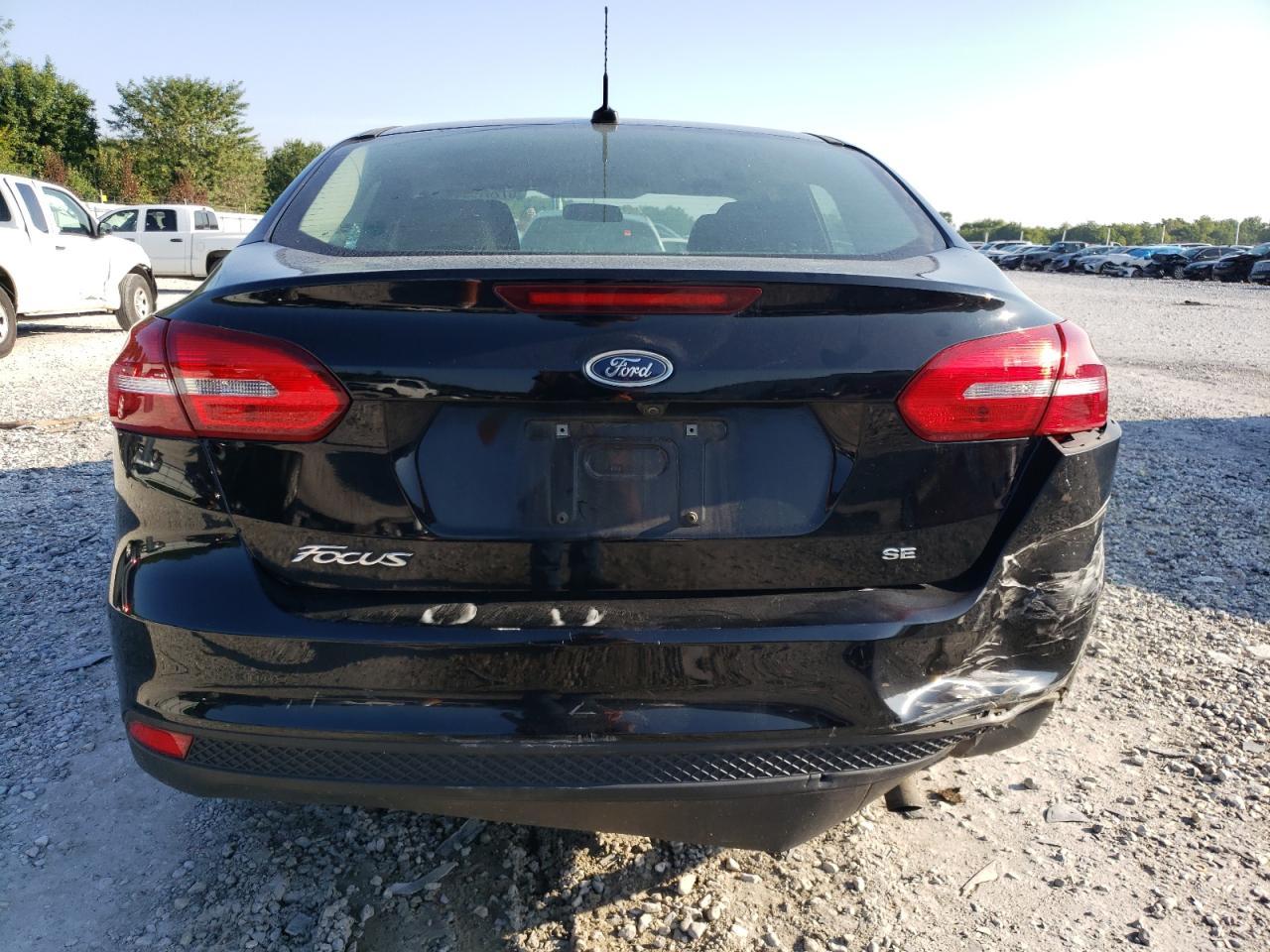 2016 Ford Focus Se - Image 6