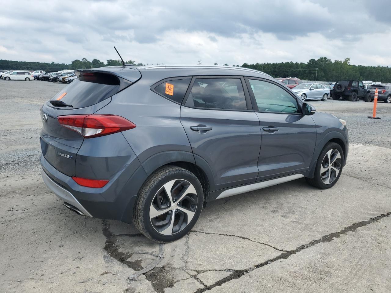 2017 Hyundai Tucson Limited - Image 3