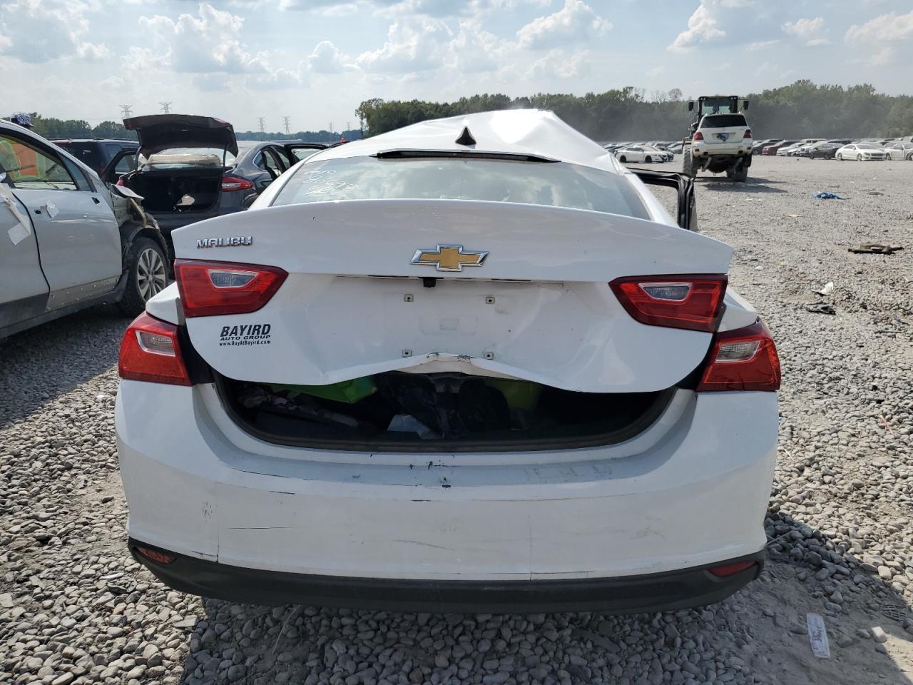 2017 Chevrolet Malibu Ls - Фото 6