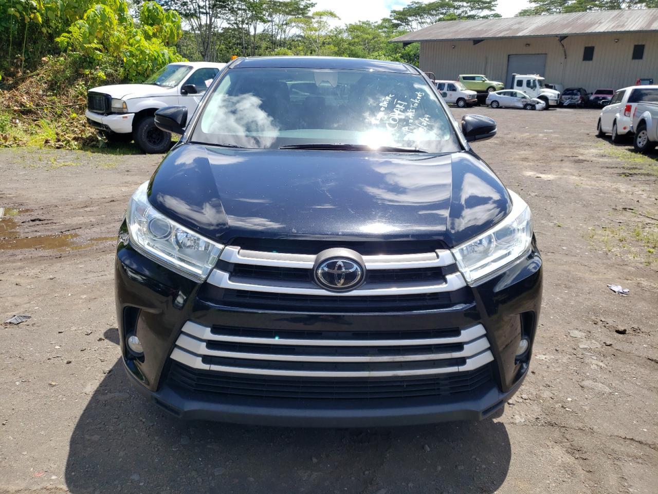 2018 Toyota Highlander Le - Фото 5