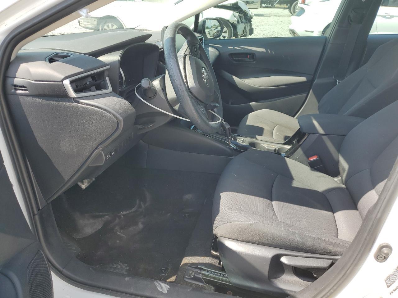 2022 Toyota Corolla Le - Image 7