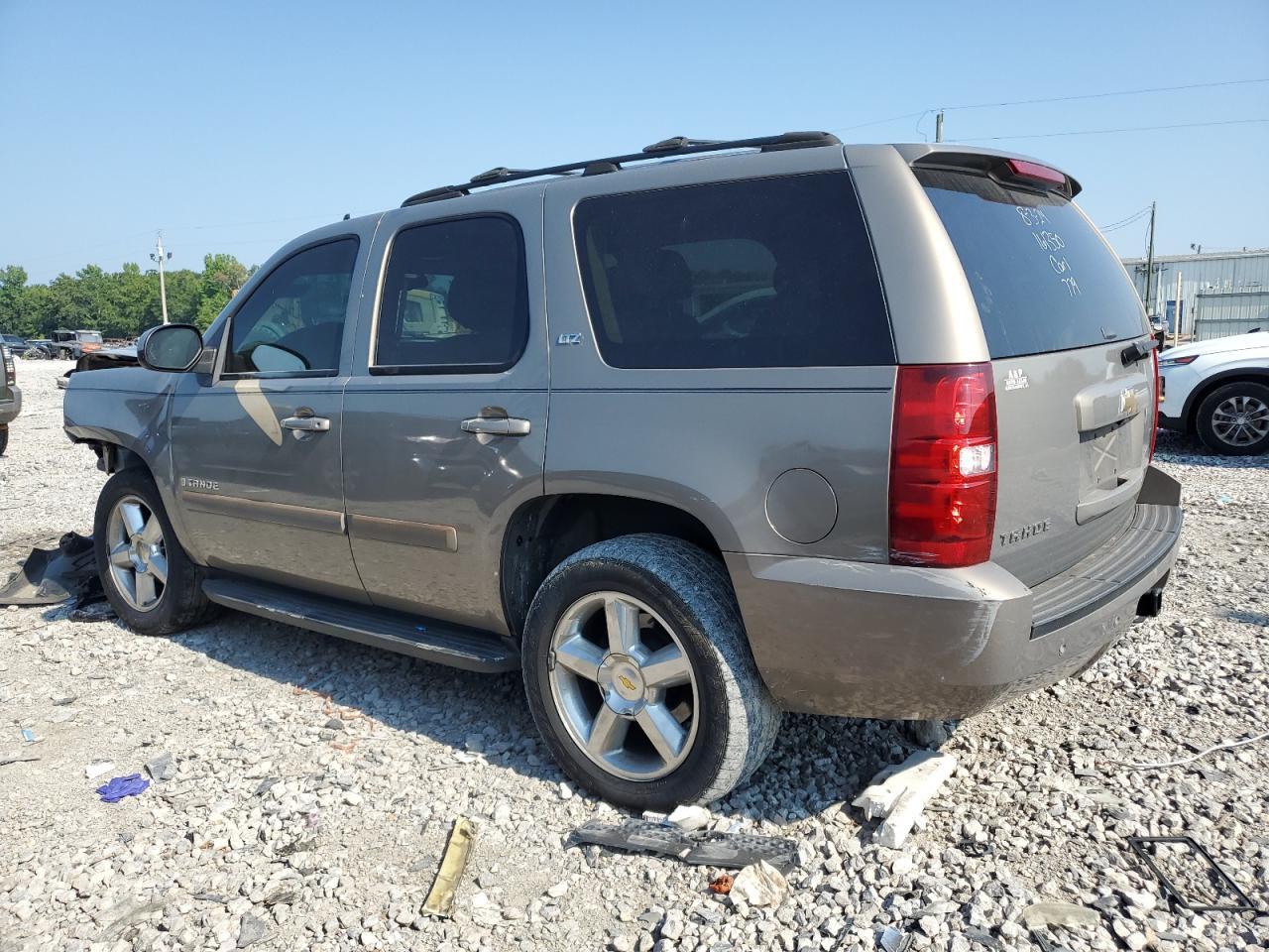 2007 Chevrolet Tahoe C1500 - Фото 2