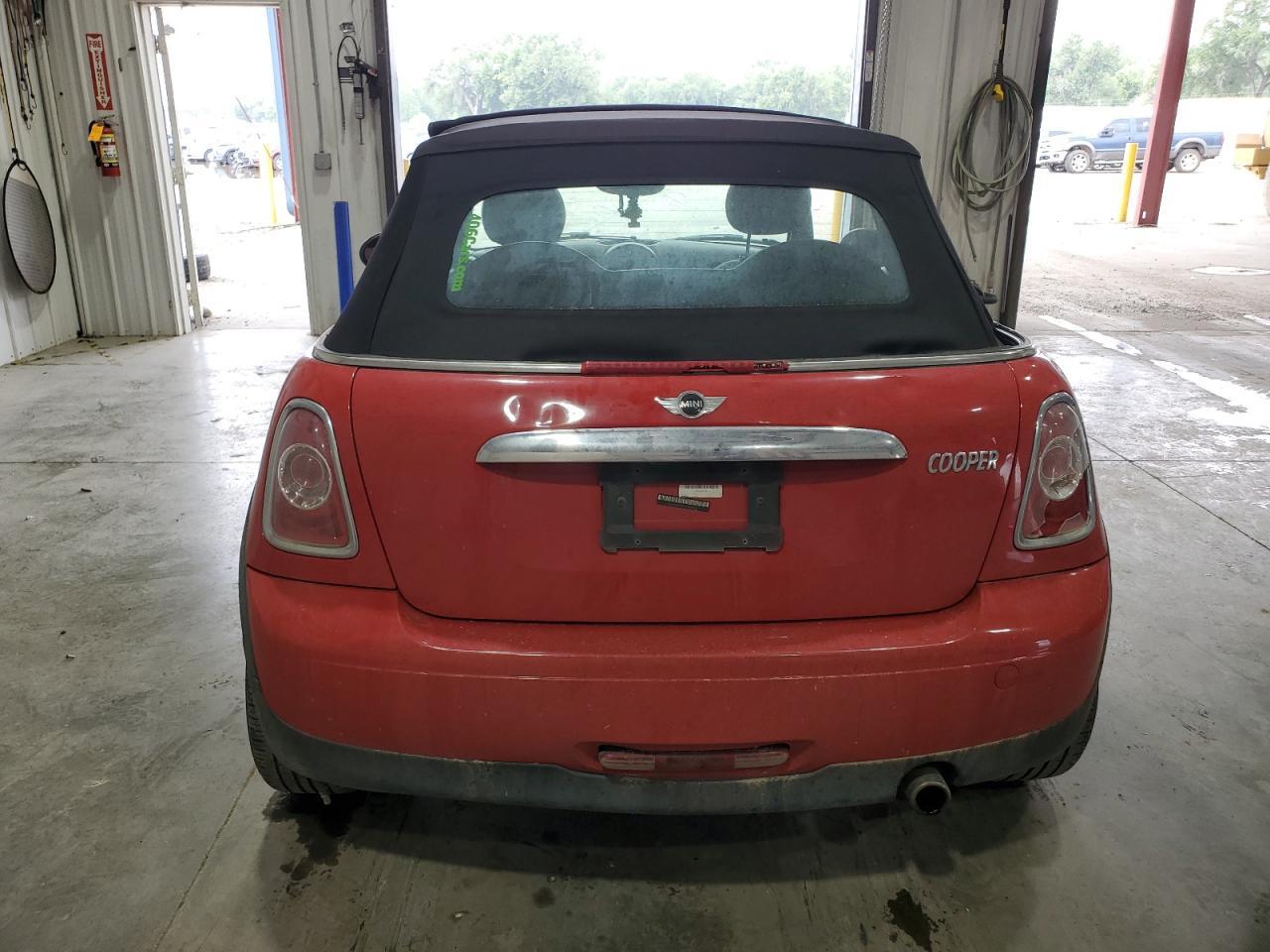 2015 Mini Cooper - Image 6