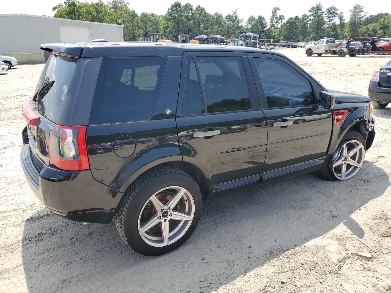 2010 Land Rover Lr2 Hse - Image 3