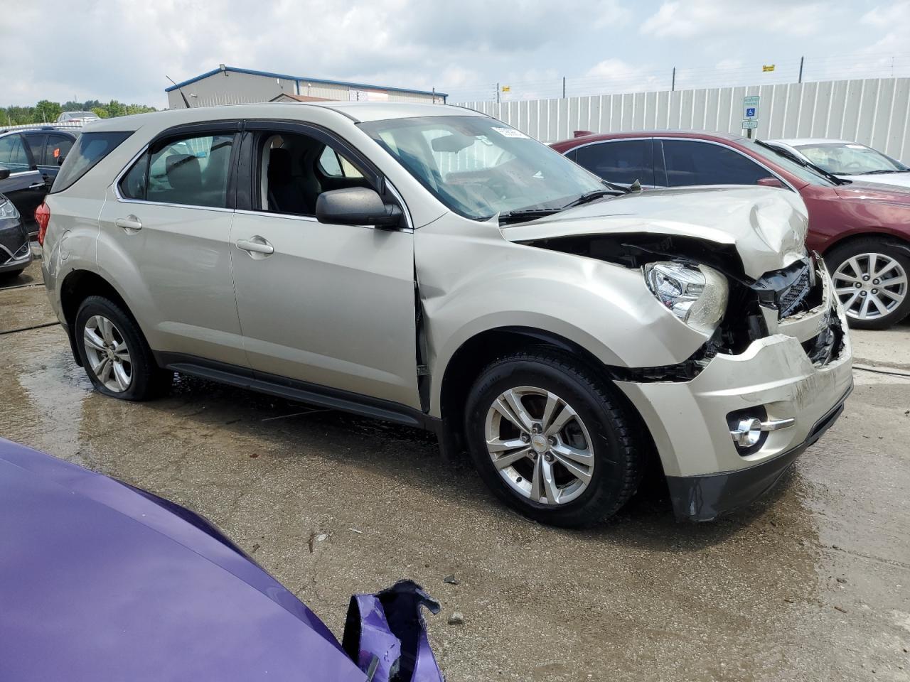 2013 Chevrolet Equinox Ls - Image 4