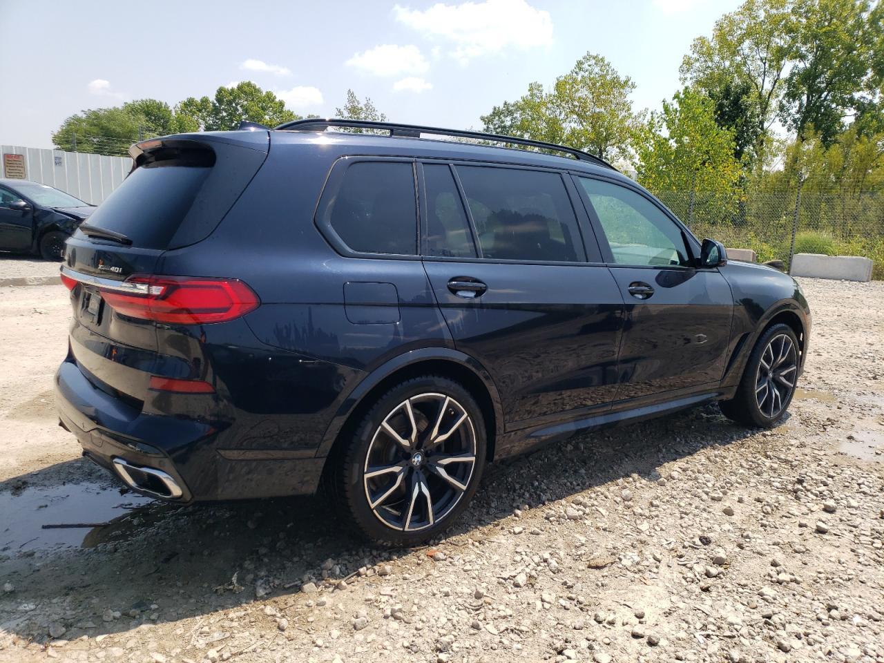 2019 BMW X7 - Image 3