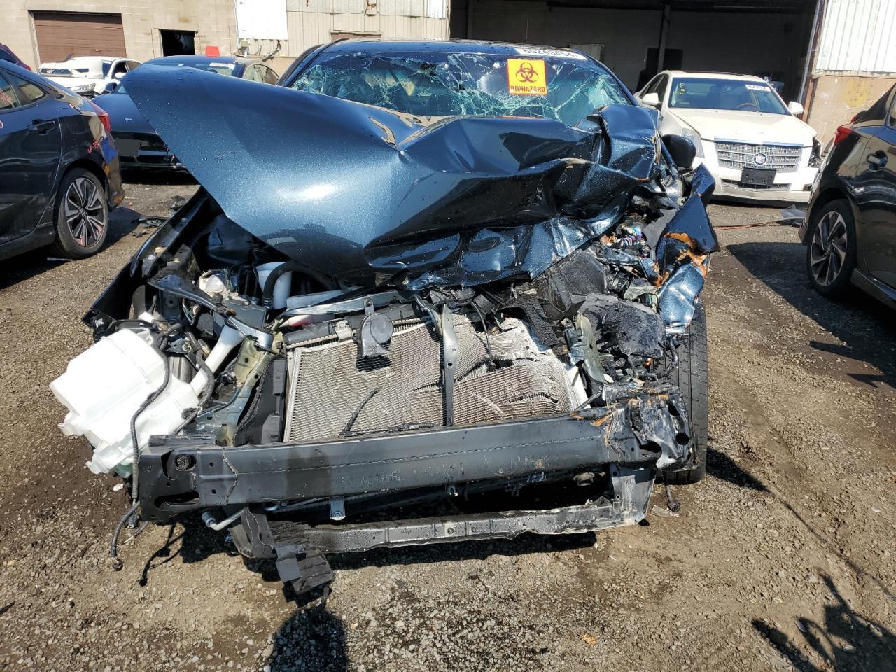 2017 Toyota Camry Le - Фото 5