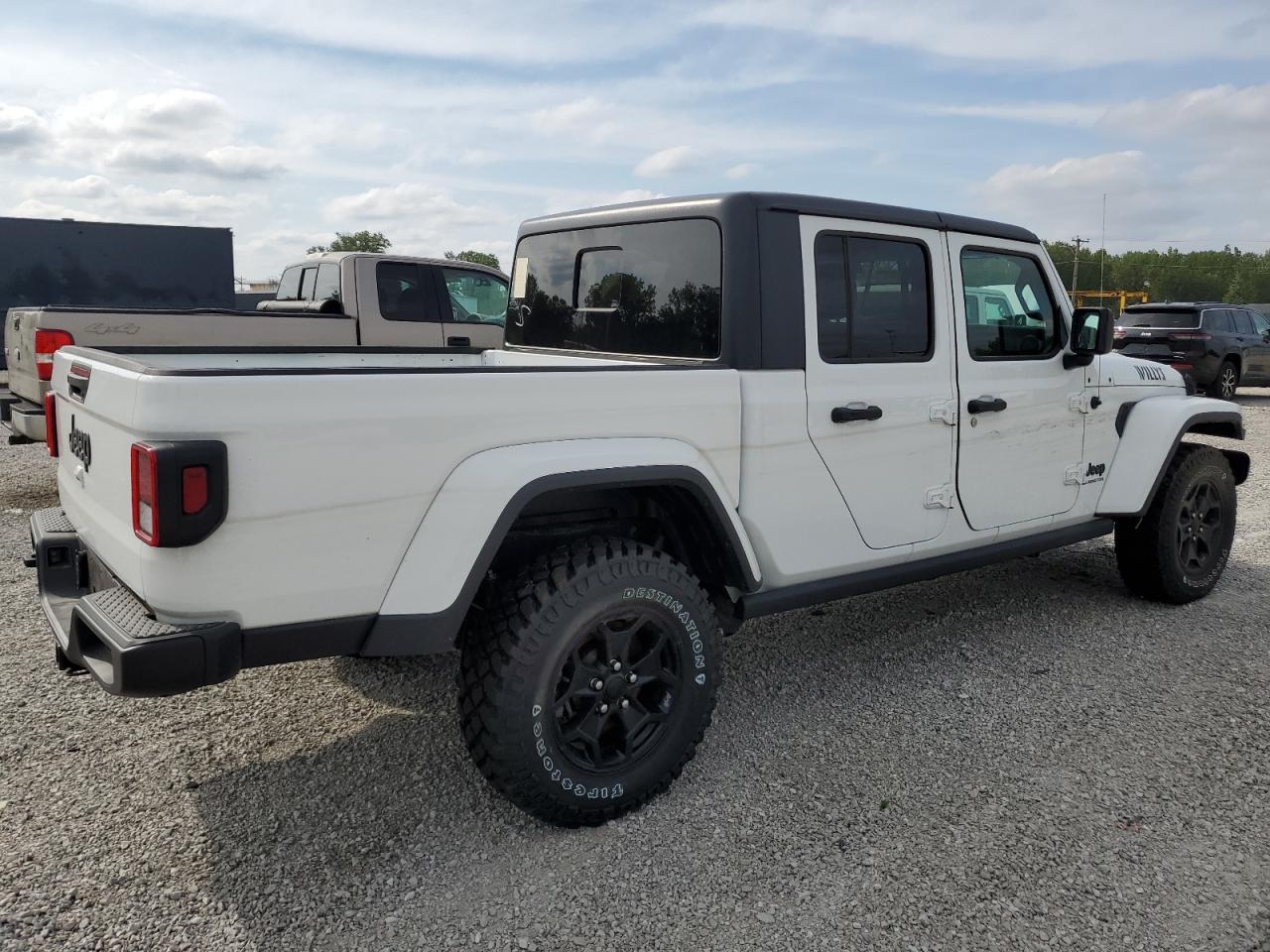 2021 Jeep Gladiator Sport - Image 3