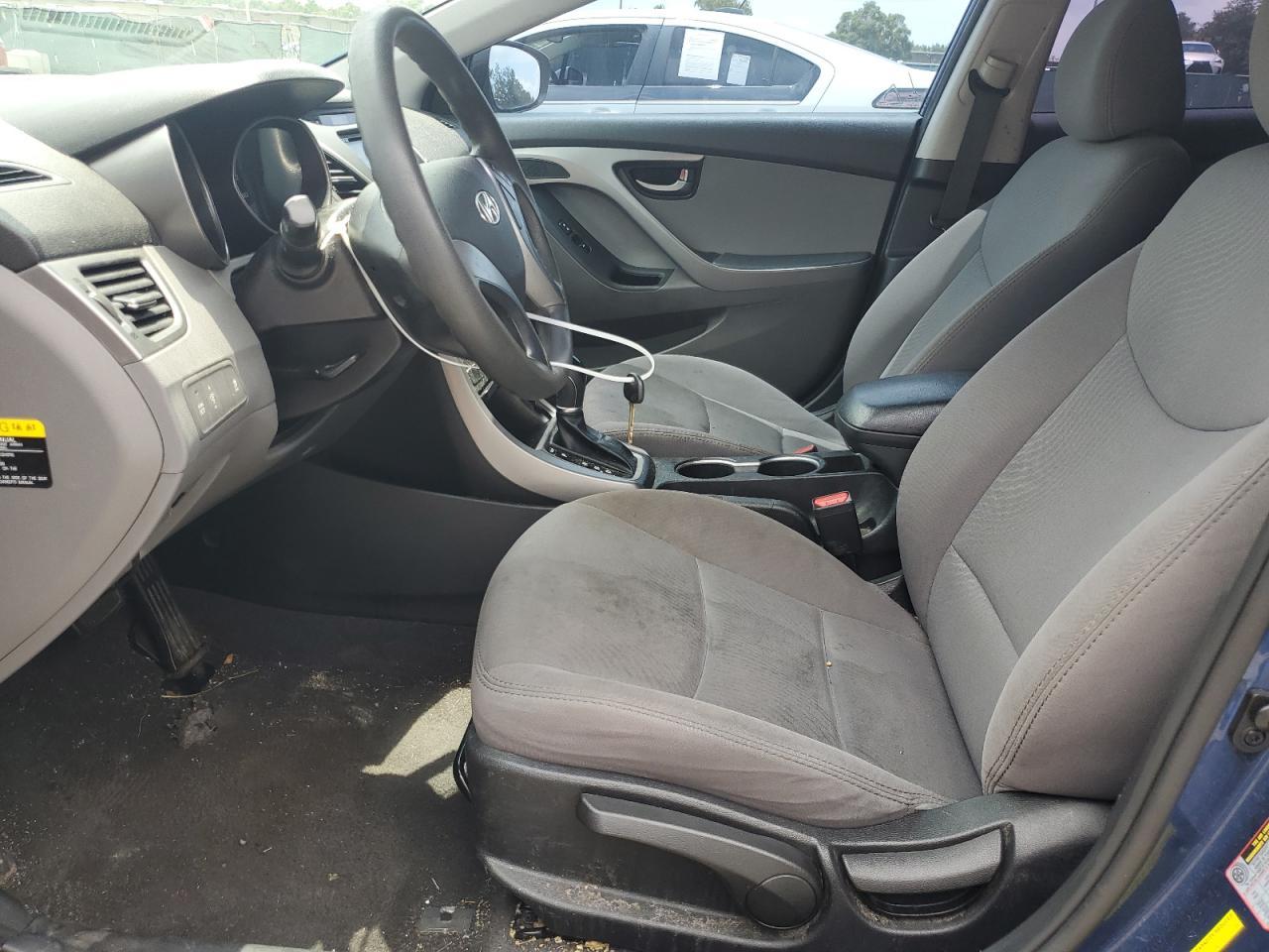2015 Hyundai Elantra Se - Фото 7