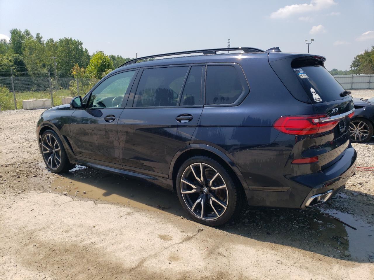 2019 BMW X7 - Image 2