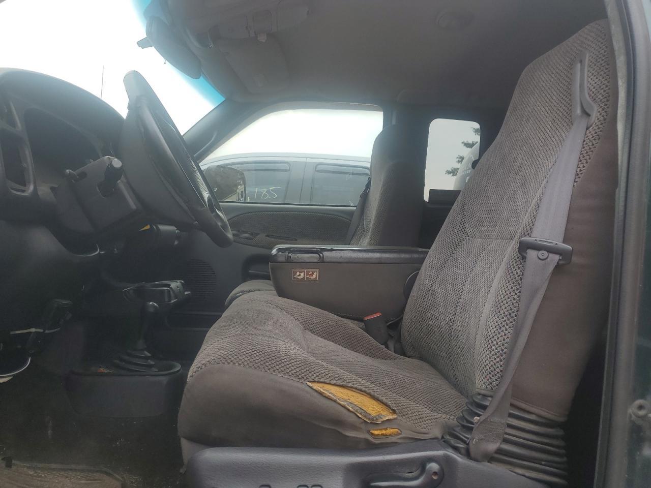 2000 Dodge Ram 3500 - Image 7