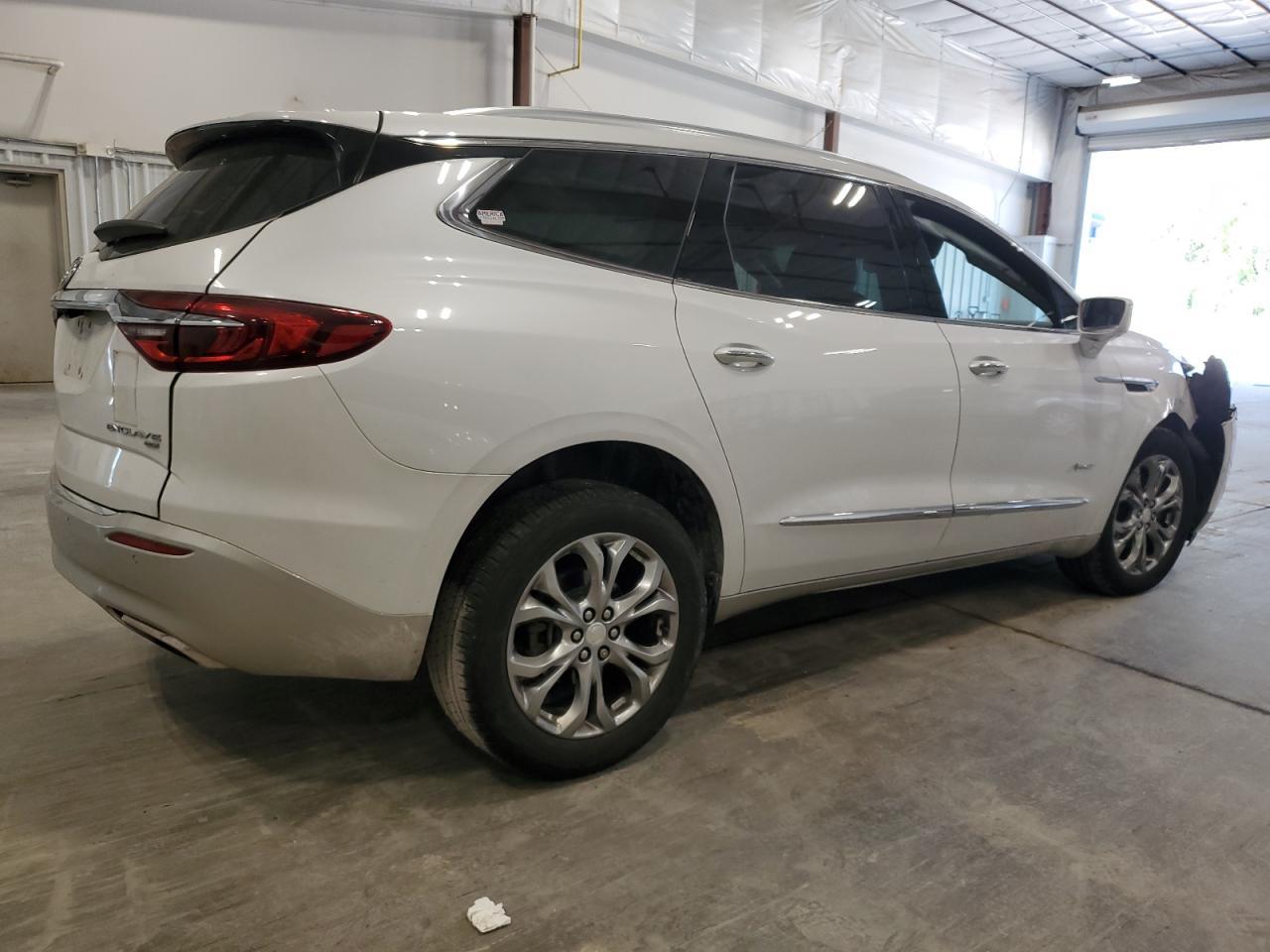 2018 Buick Enclave Avenir - Image 3