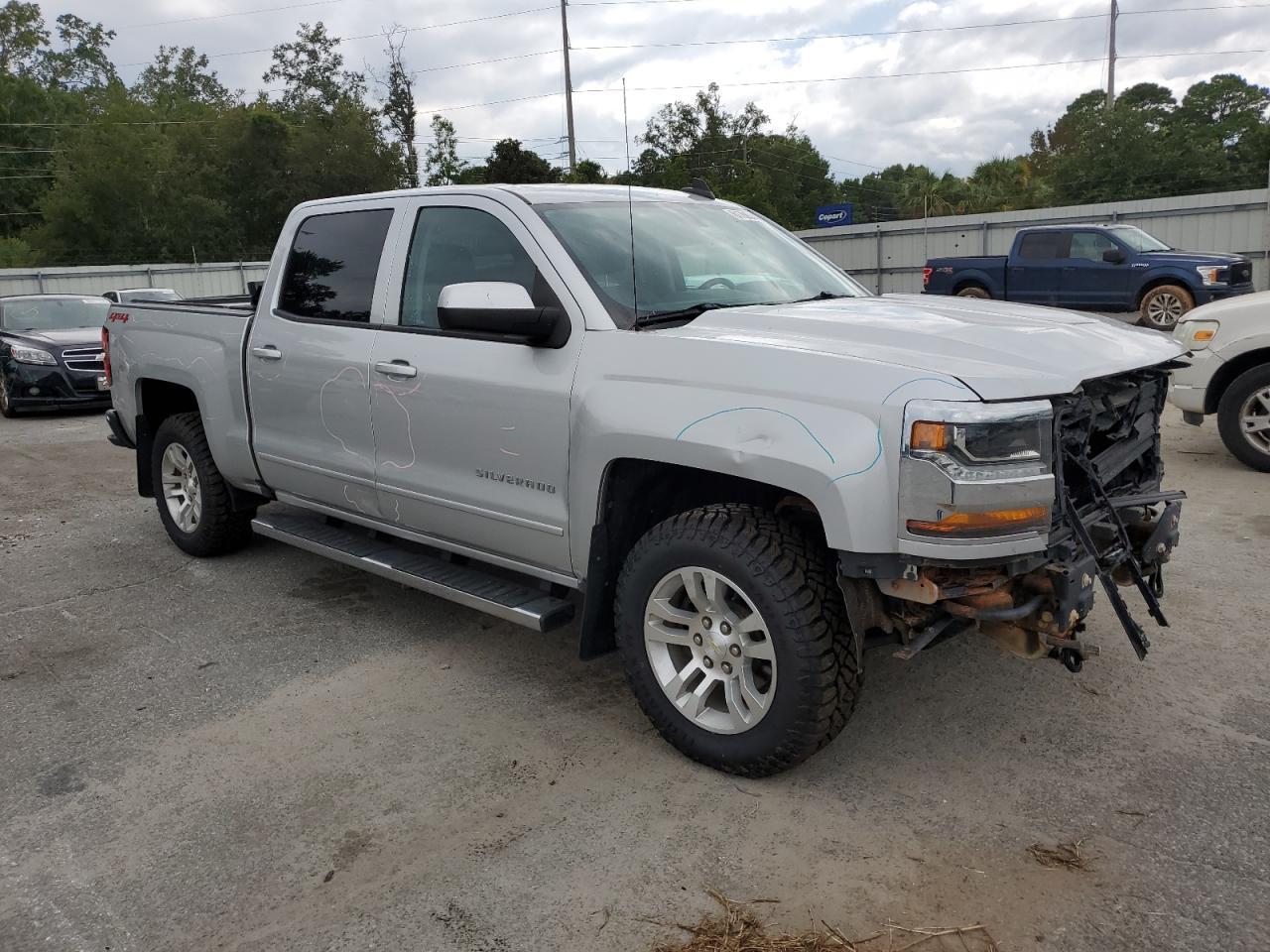 2018 Chevrolet Silverado K1500 Lt - Image 4