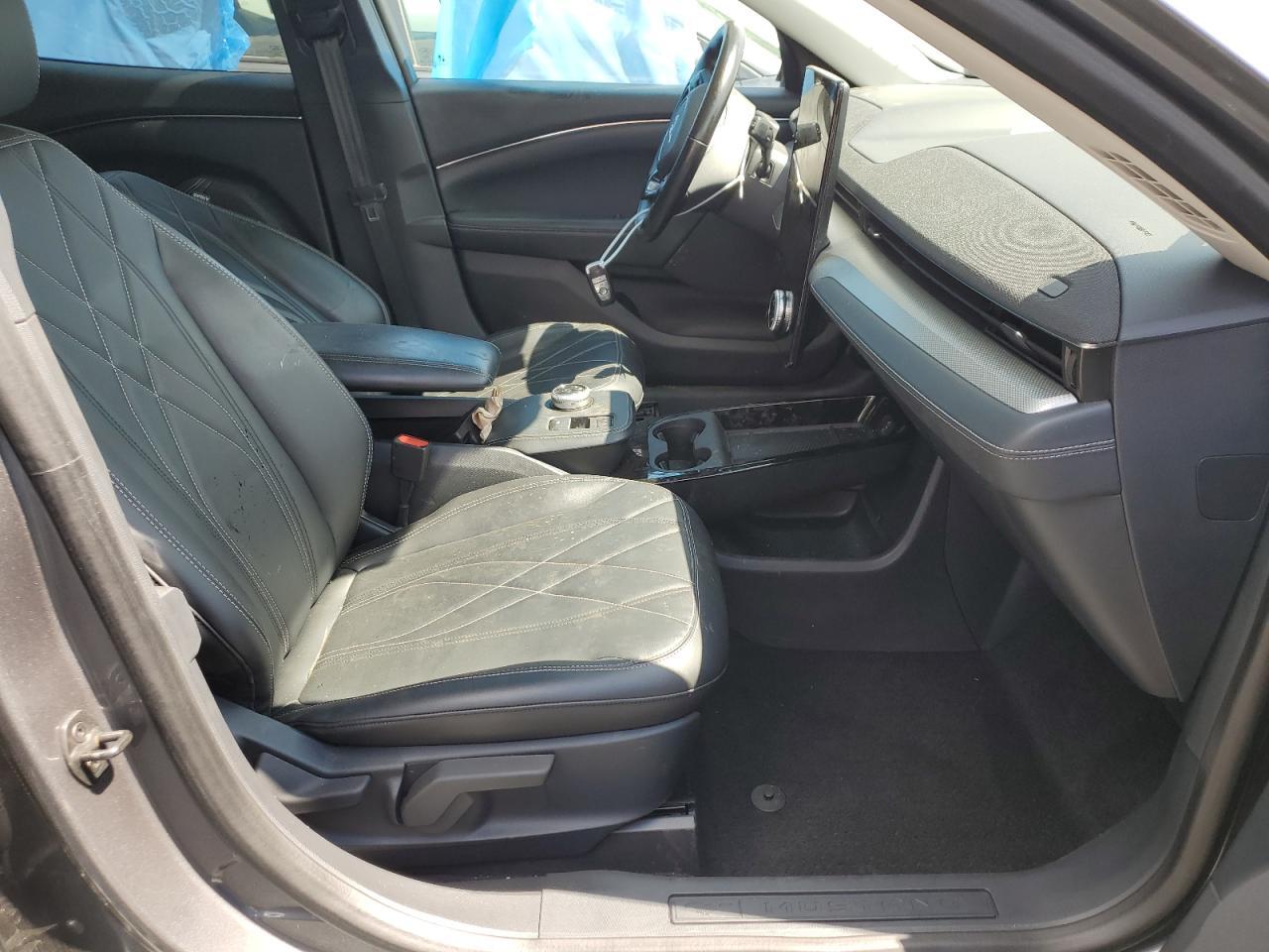 2021 Ford Mustang Mach-E Select - Фото 7