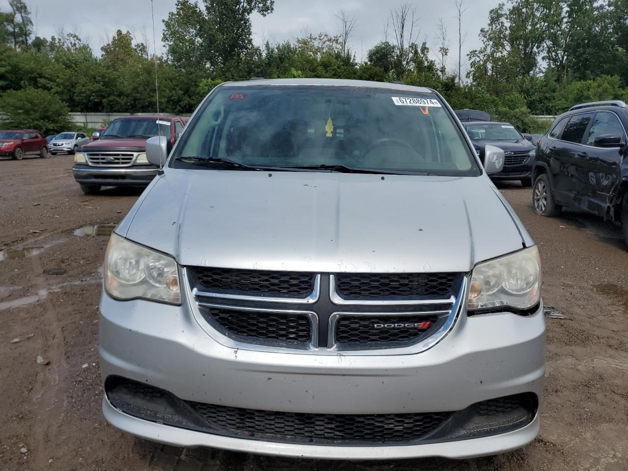 2012 Dodge Grand Caravan Sxt - Image 5