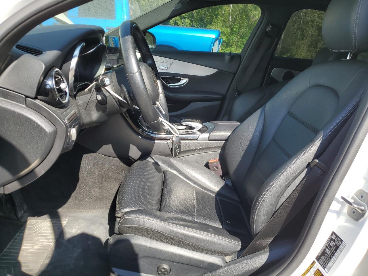 2020 Mercedes-Benz C 300 4Matic - Фото 7
