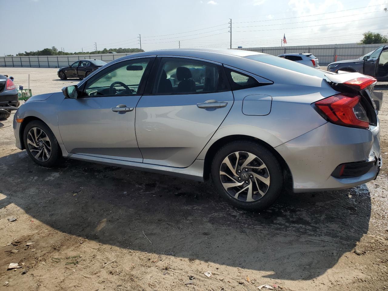 2016 Honda Civic Ex - Фото 2