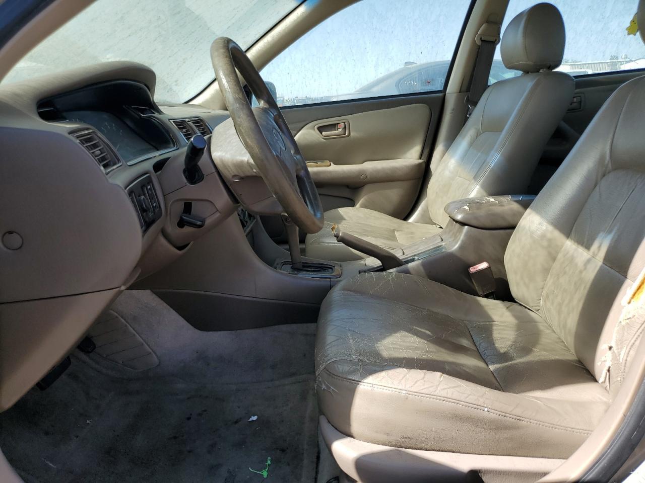 1999 Toyota Camry Le - Фото 7