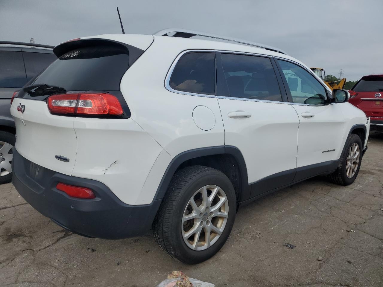 2016 Jeep Cherokee Latitude - Фото 3