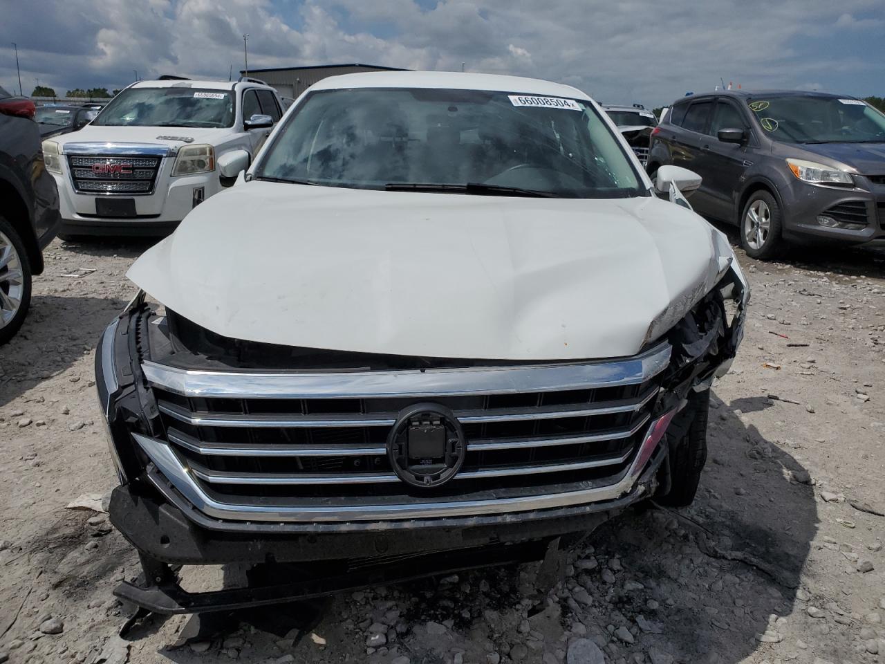 2021 Volkswagen Passat S - Image 5