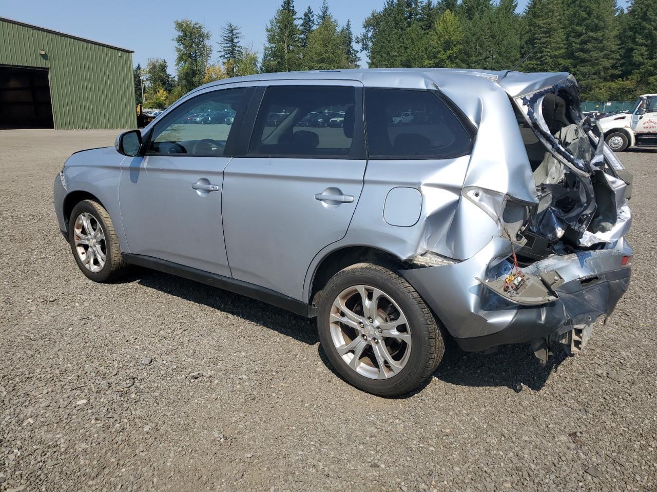 2014 Mitsubishi Outlander Se - Фото 2