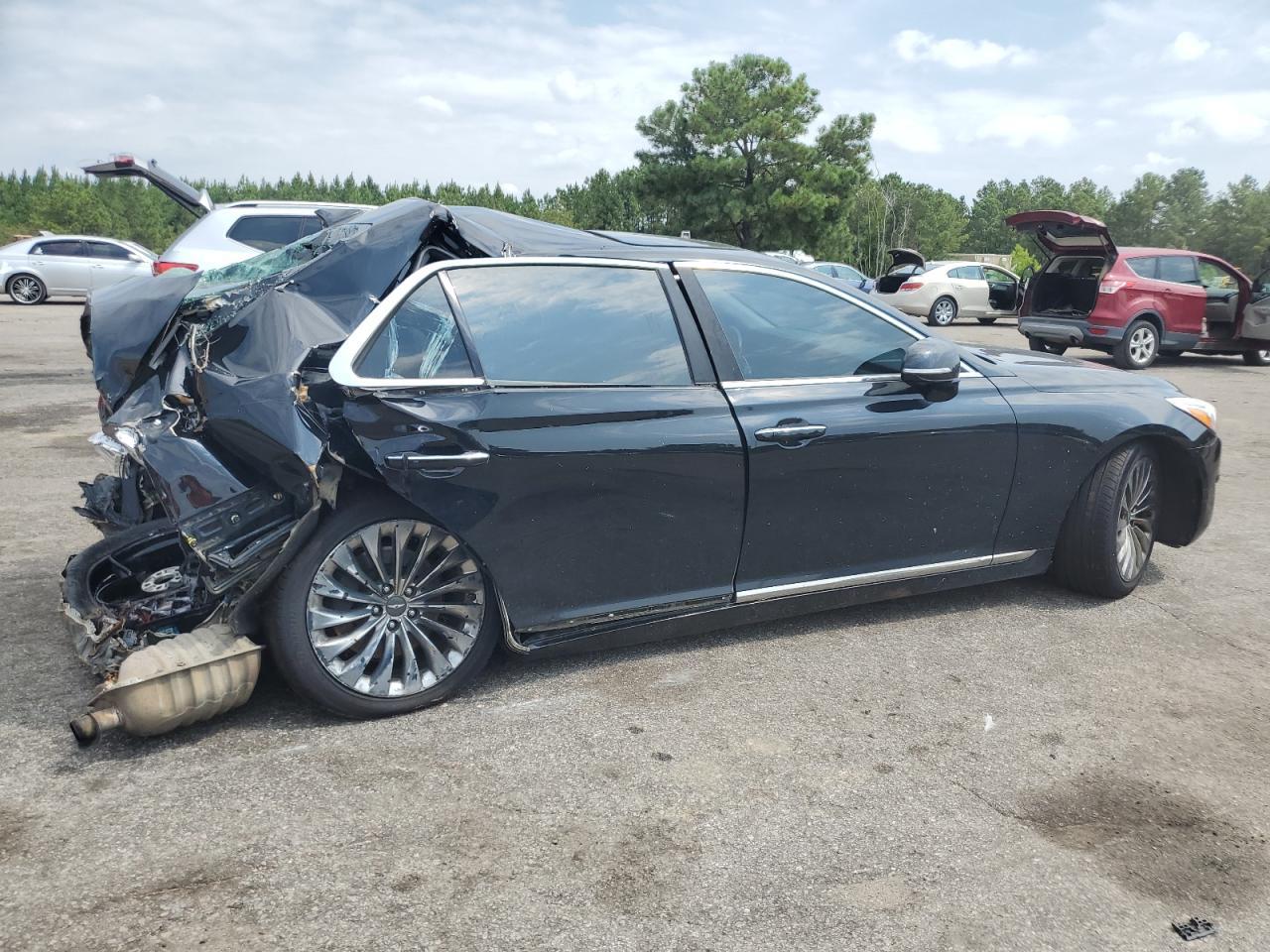 2017 Genesis G90 Premium - Фото 3