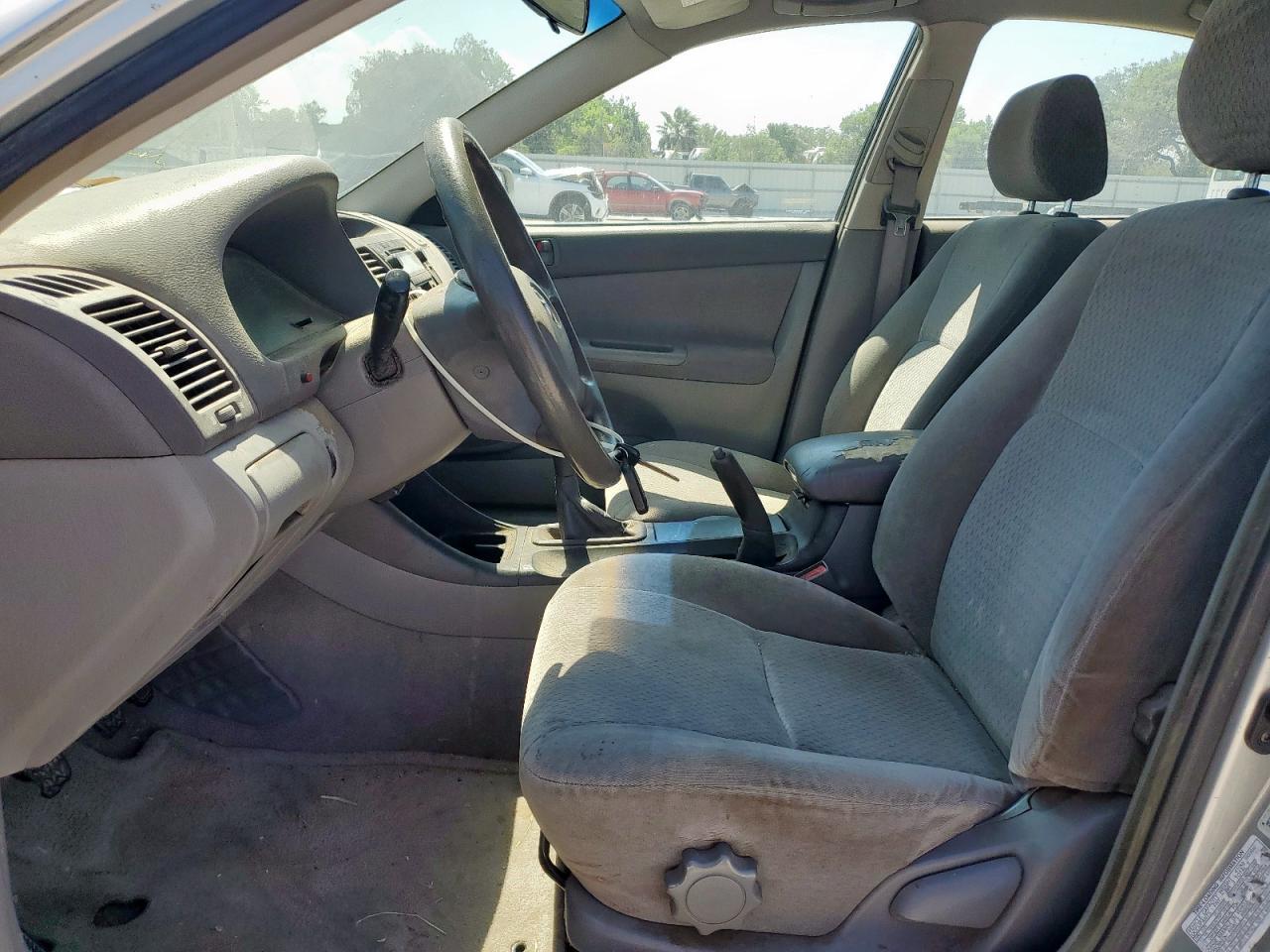 2002 Toyota Camry Le - Фото 7