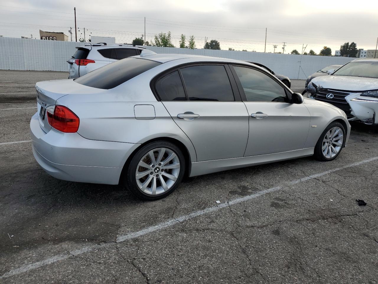 2006 BMW 325 I Automatic - Фото 3