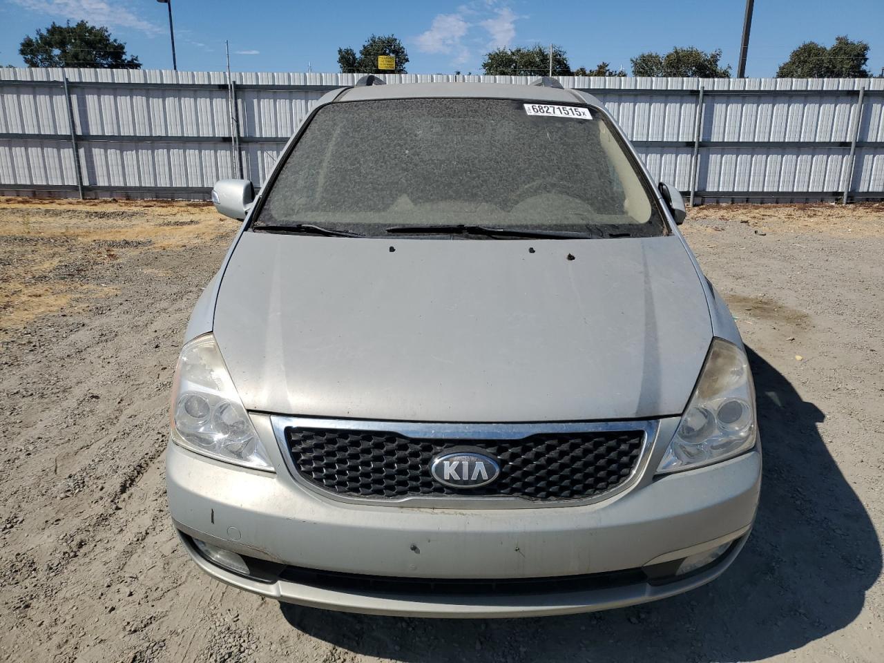 2014 Kia Sedona Lx - Image 5