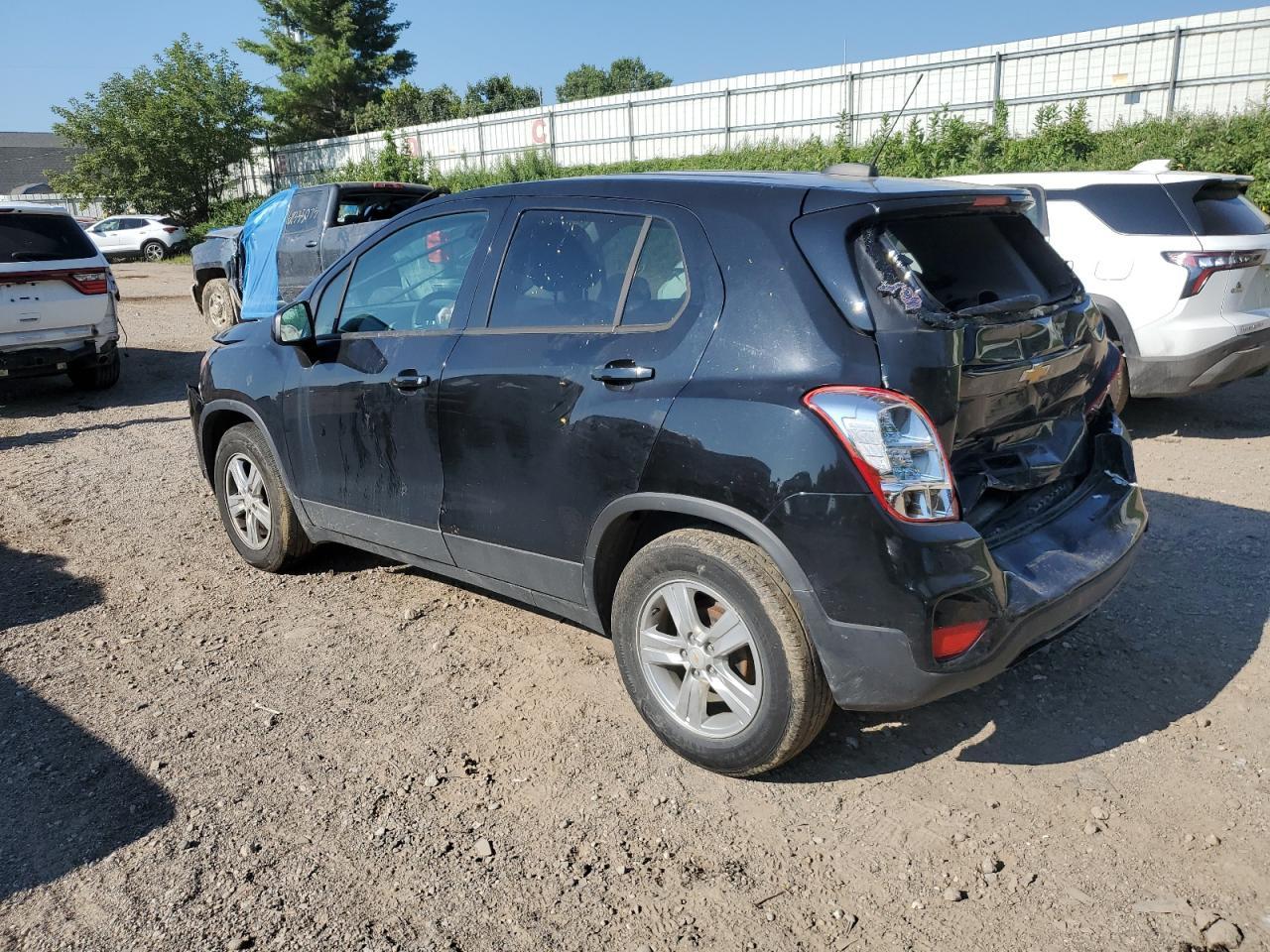 2020 Chevrolet Trax Ls - Image 2