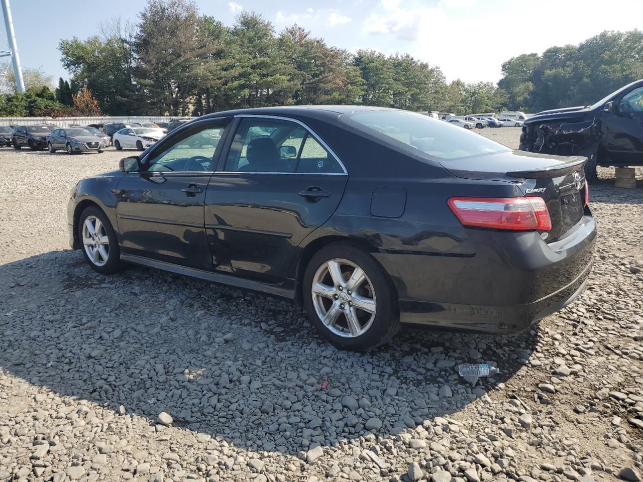 2009 Toyota Camry Base - Фото 2