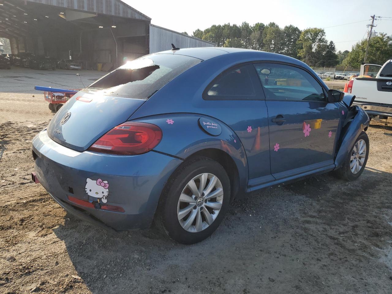 2017 Volkswagen Beetle 1.8T - Image 3