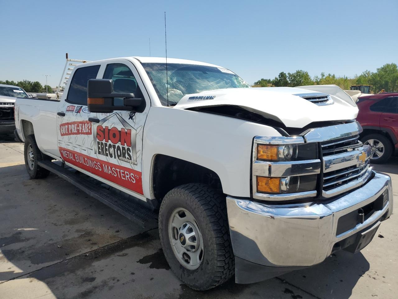 2017 Chevrolet Silverado K2500 Heavy Duty - Image 4