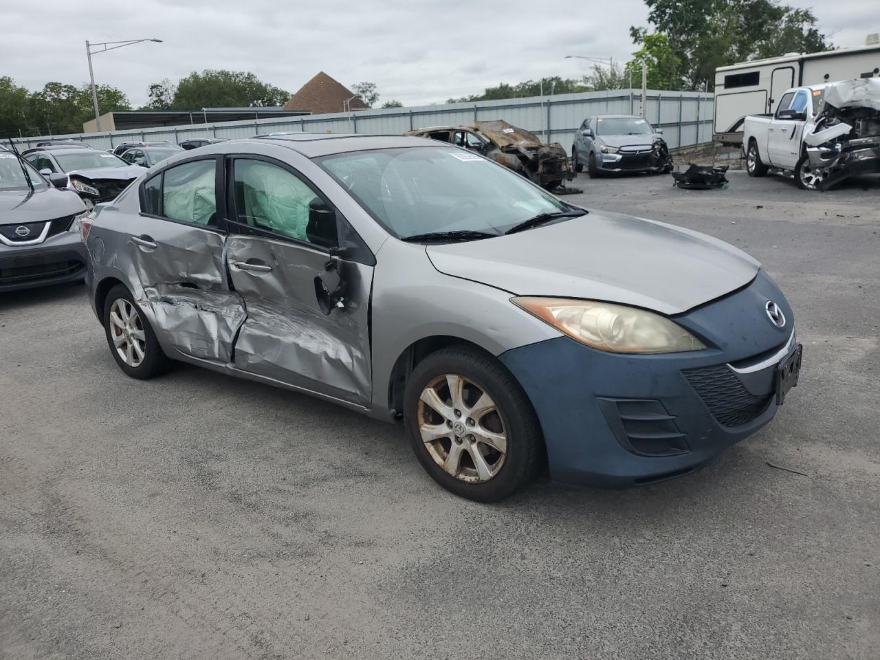 2010 Mazda 3 I - Фото 4