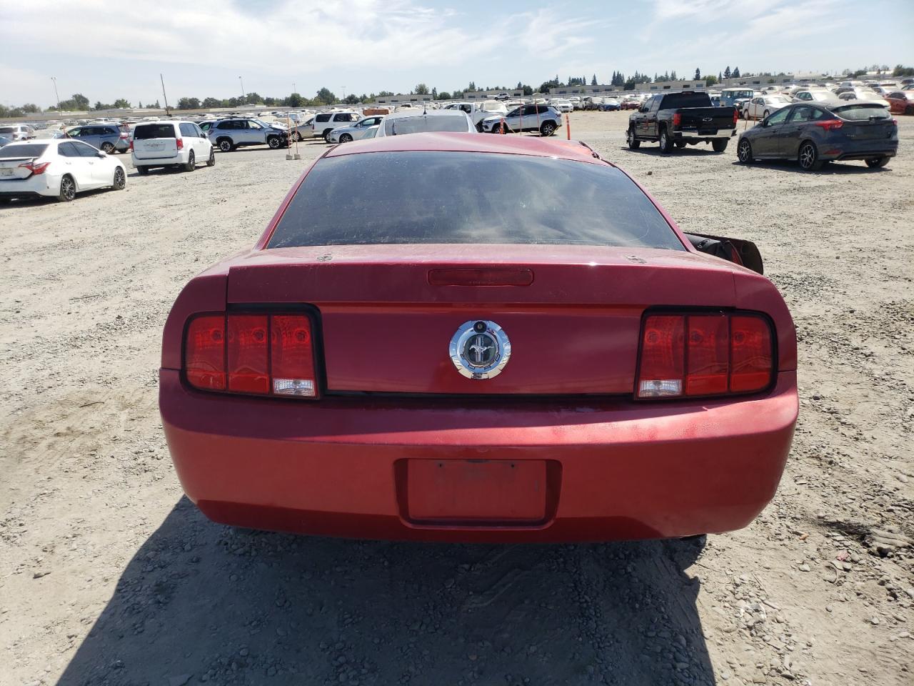 2005 Ford Mustang - Image 6