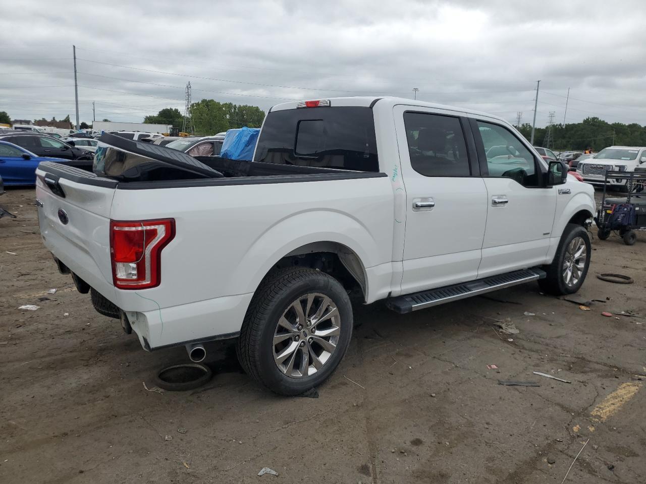 2017 Ford F150 Supercrew - Фото 3