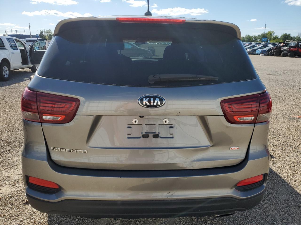 2019 Kia Sorento L - Image 6