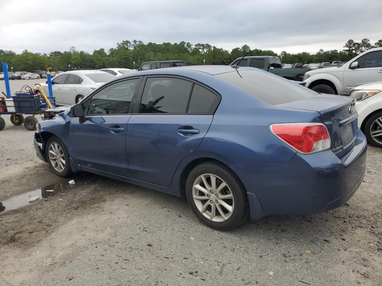 2013 Subaru Impreza Premium - Image 2