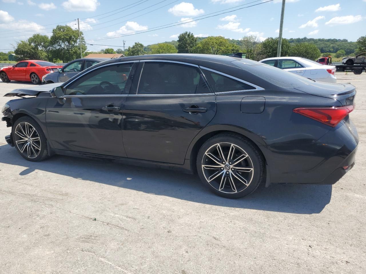 2019 Toyota Avalon Xle - Фото 2