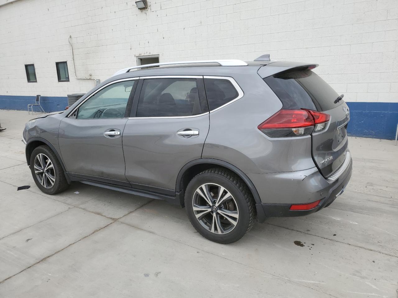 2019 Nissan Rogue S - Image 2