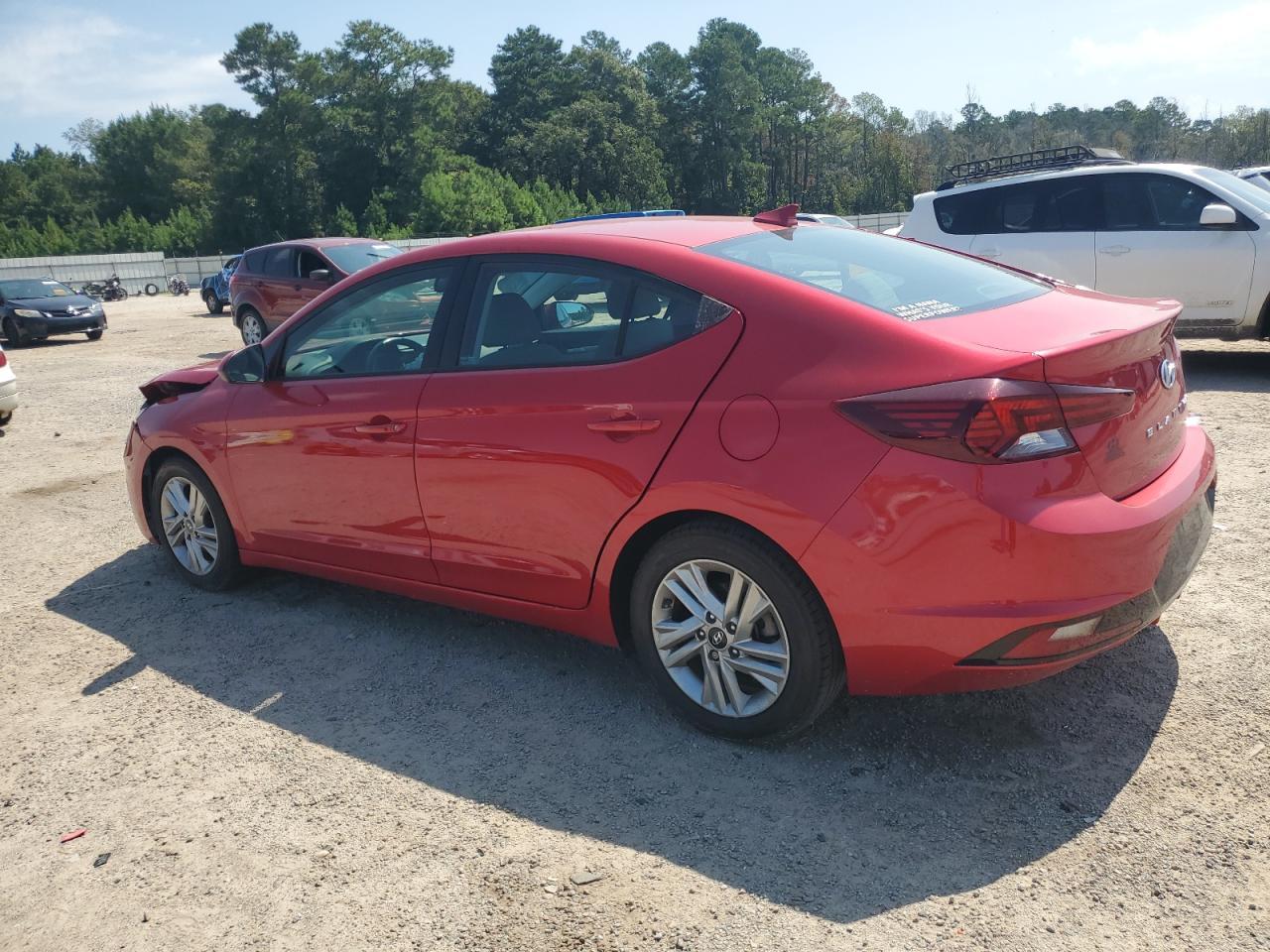2020 Hyundai Elantra Sel - Фото 2