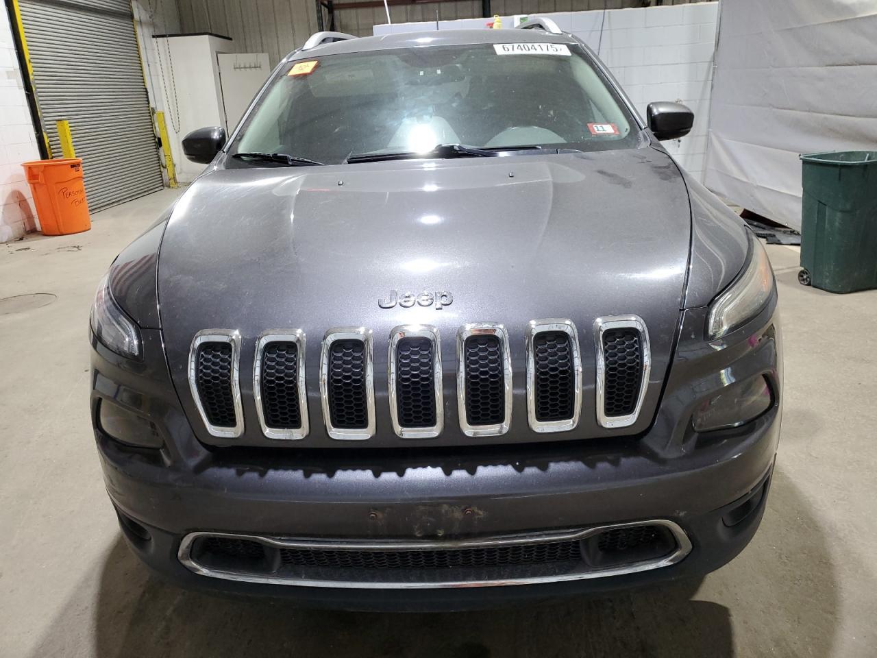 2017 Jeep Cherokee Limited - Image 5