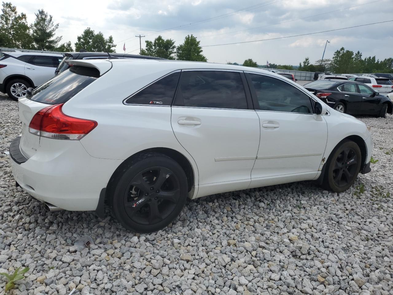 2010 Toyota Venza - Фото 3
