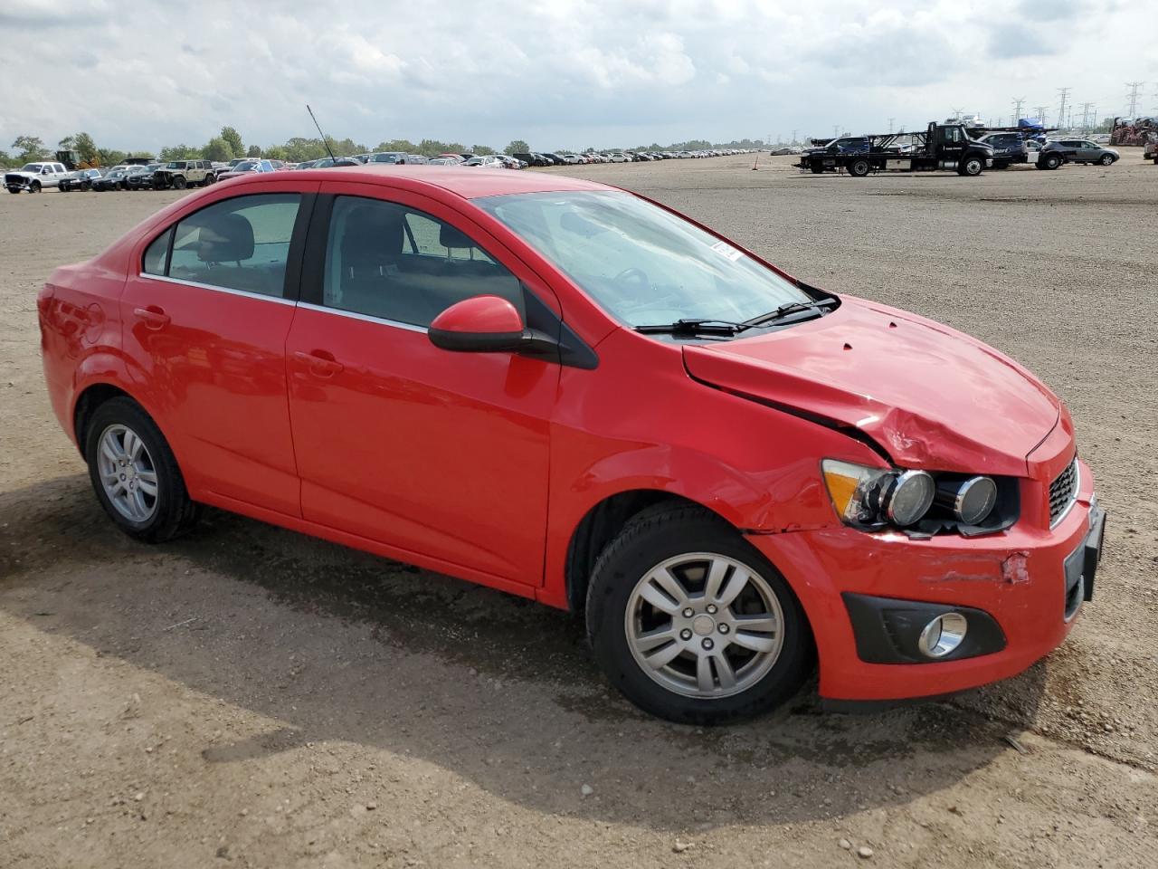 2016 Chevrolet Sonic Lt - Image 4