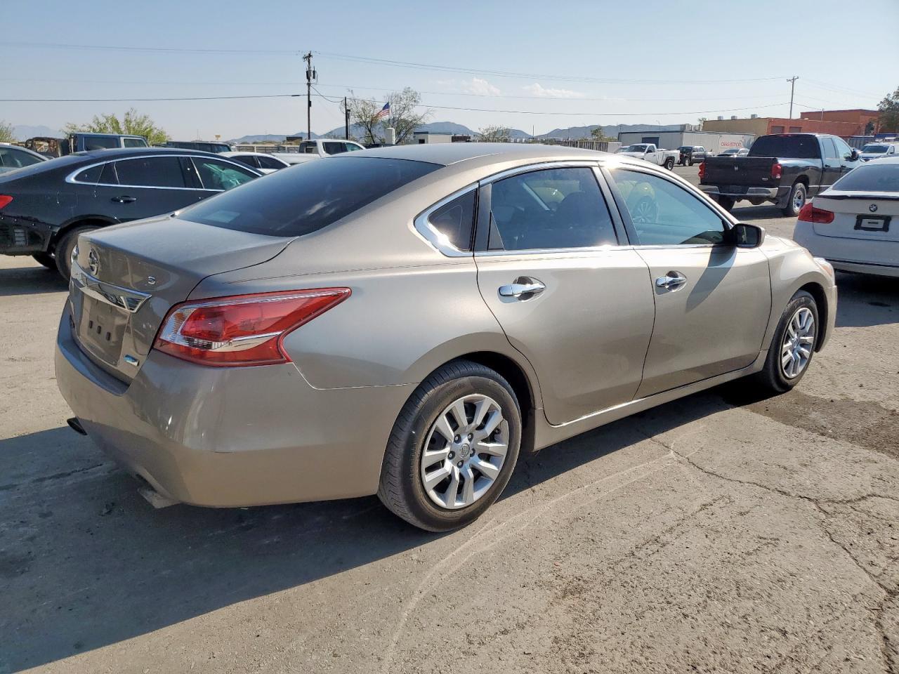 2013 Nissan Altima 2.5 - Фото 3