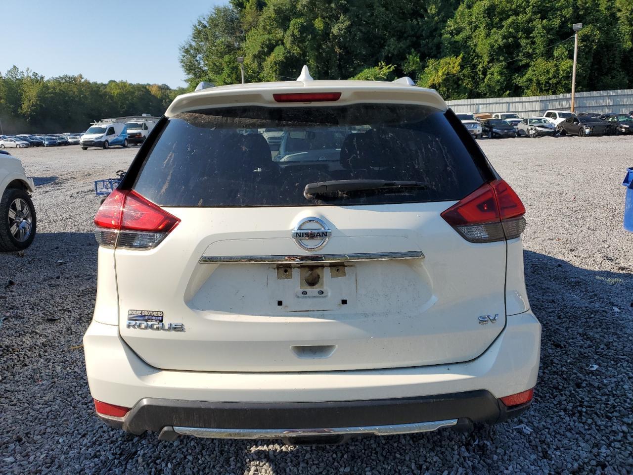 2017 Nissan Rogue S - Фото 6