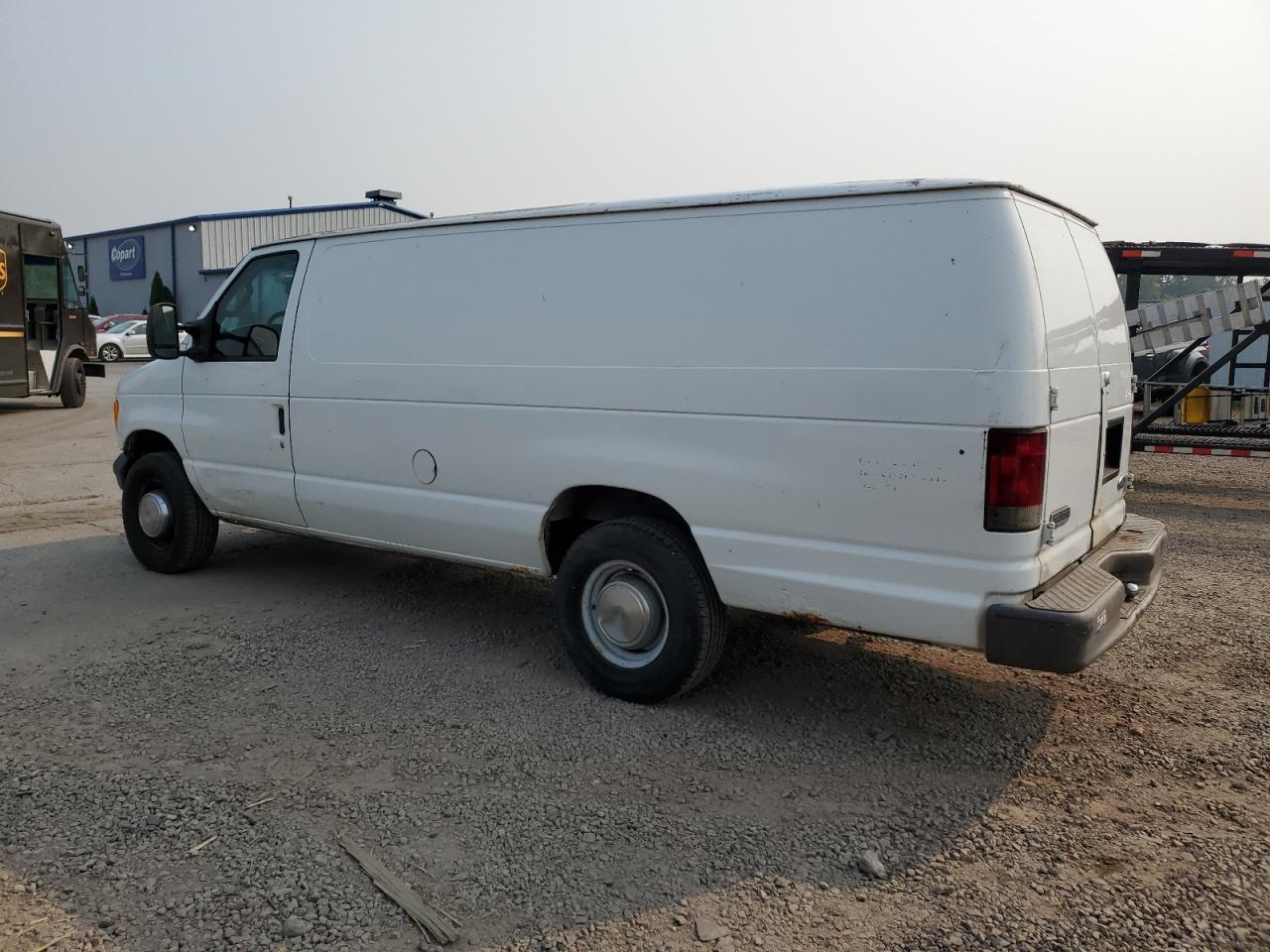 2006 Ford Econoline E350 Super Duty Van - Фото 2